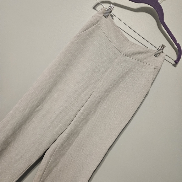 Missguided Pants - Missguided Light Gray Cropped Trousers